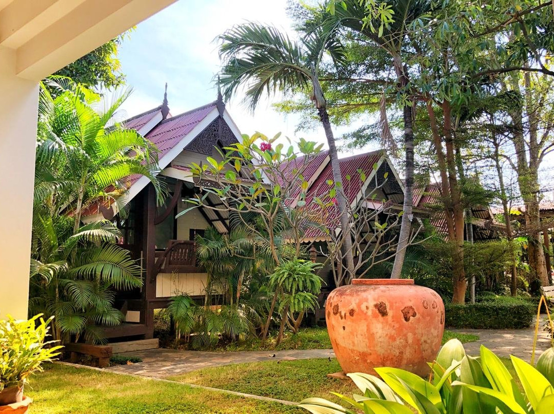 艾尤塔雅寺庙旅馆主图