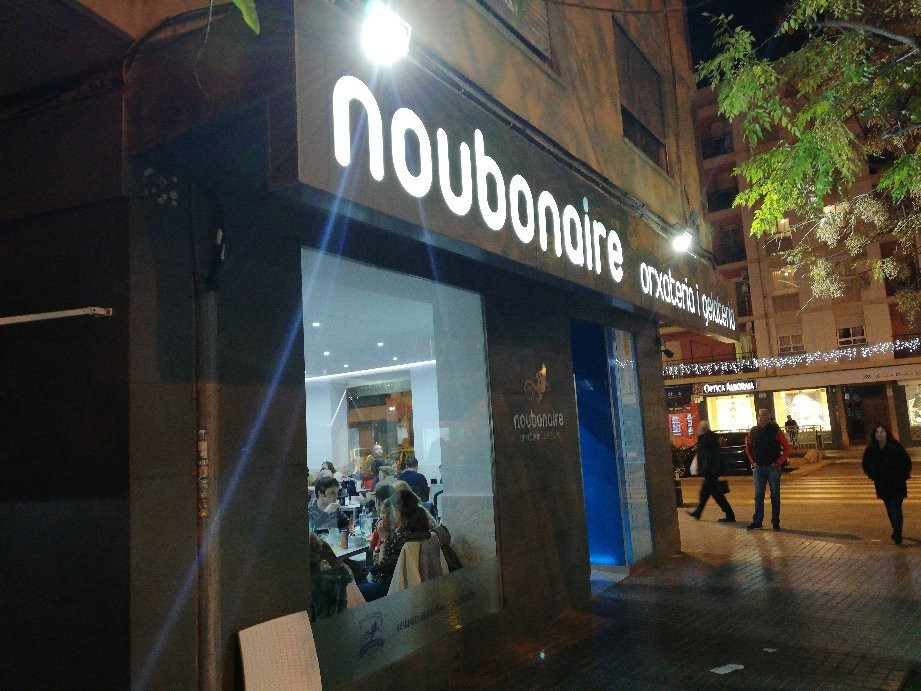 noubonaire-阿尔沃拉亚镇必去景点