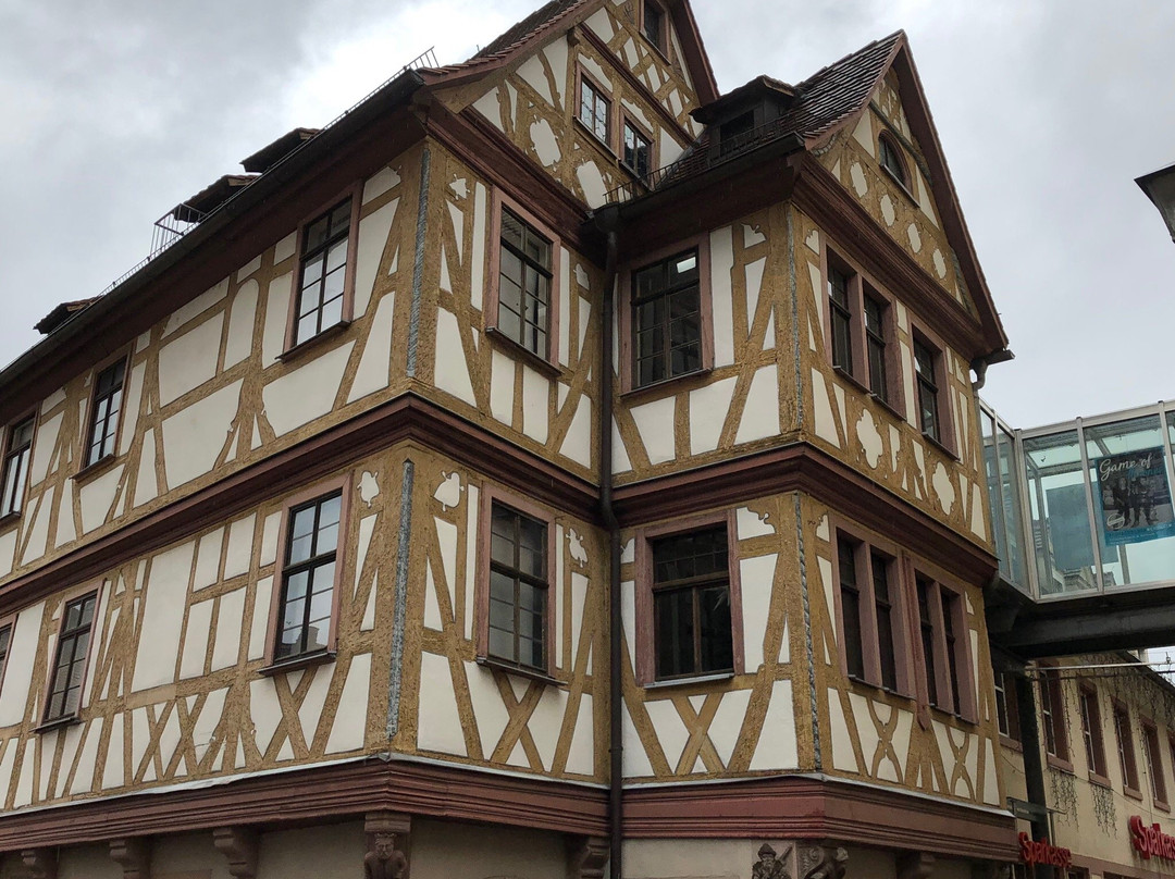 Haus der vier Gekrönten-沃特海姆必去景点