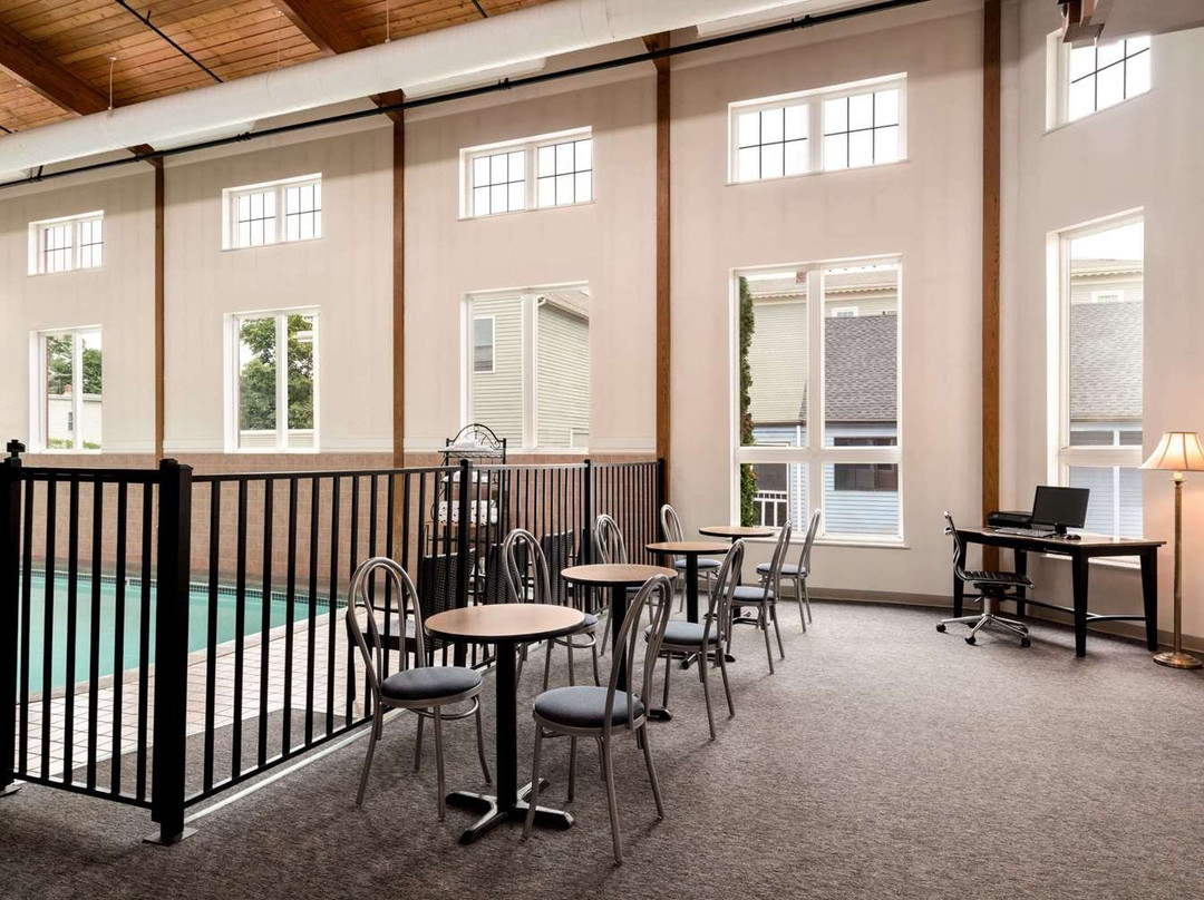 Downtown Dover Inn主图