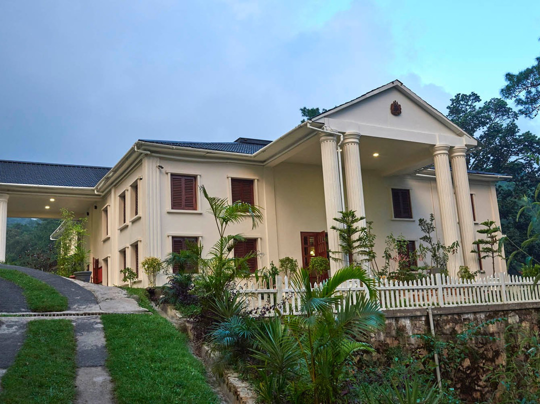 The Heritage Club - Tripura Castle Hotel And Spa