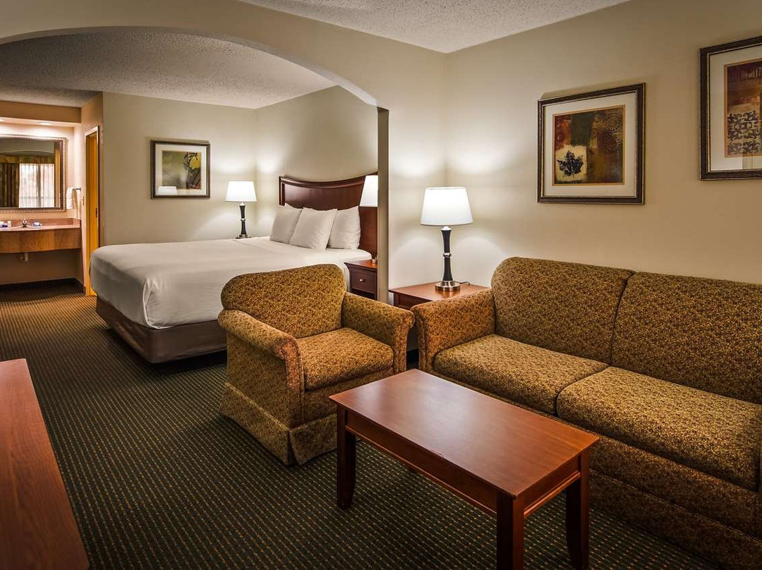 Best Western Inn & Suites - Monroe主图