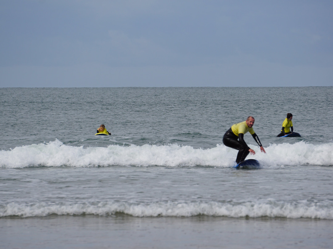 Surfing Croyde Bay景点图片
