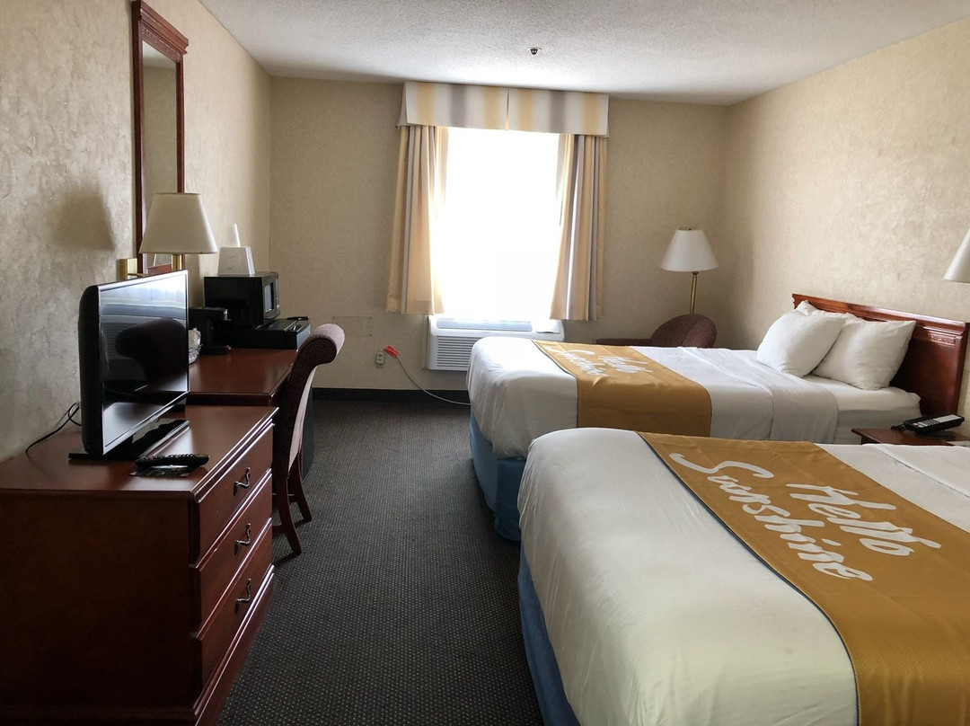 Days Inn by Wyndham Colby主图