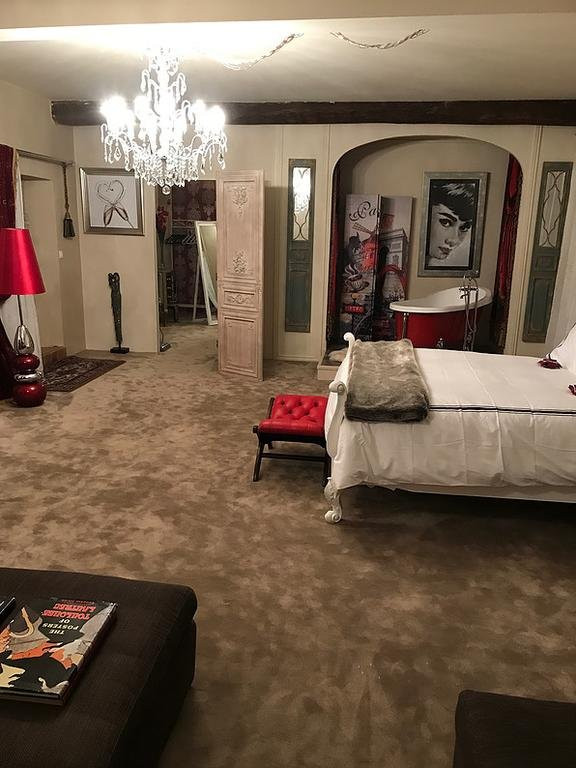 科德利埃修道院旅馆主图