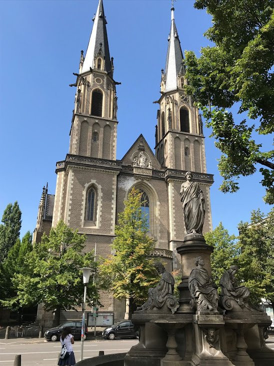 Stiftskirche Sankt Johannes Baptist und Petrus景点图片