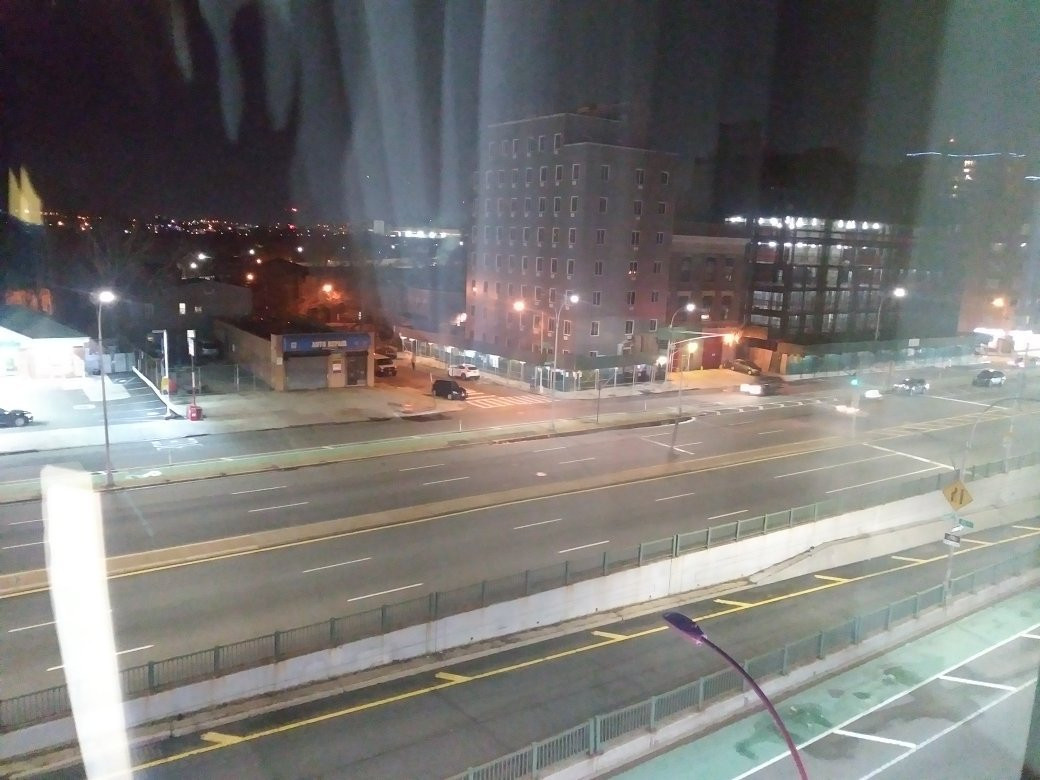 The Queens Hotel主图