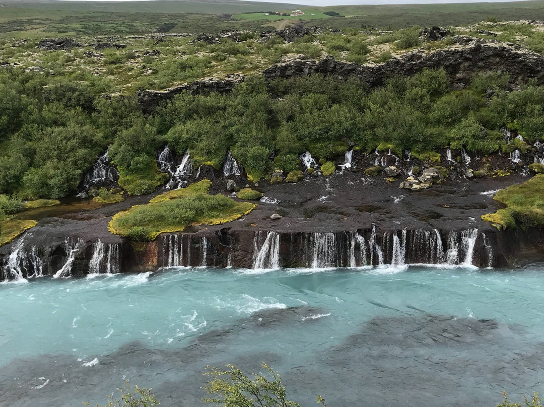 Hraunfossar Lava Waterfall-Hraunfossar必去景点