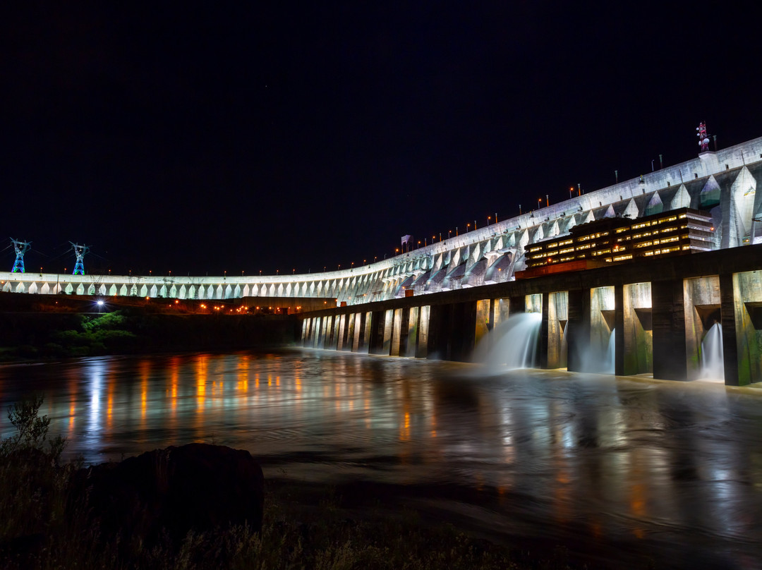 As Luzes de Itaipu-伊瓜苏必去景点