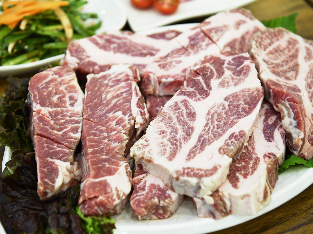 삼삼갈비앤생고기