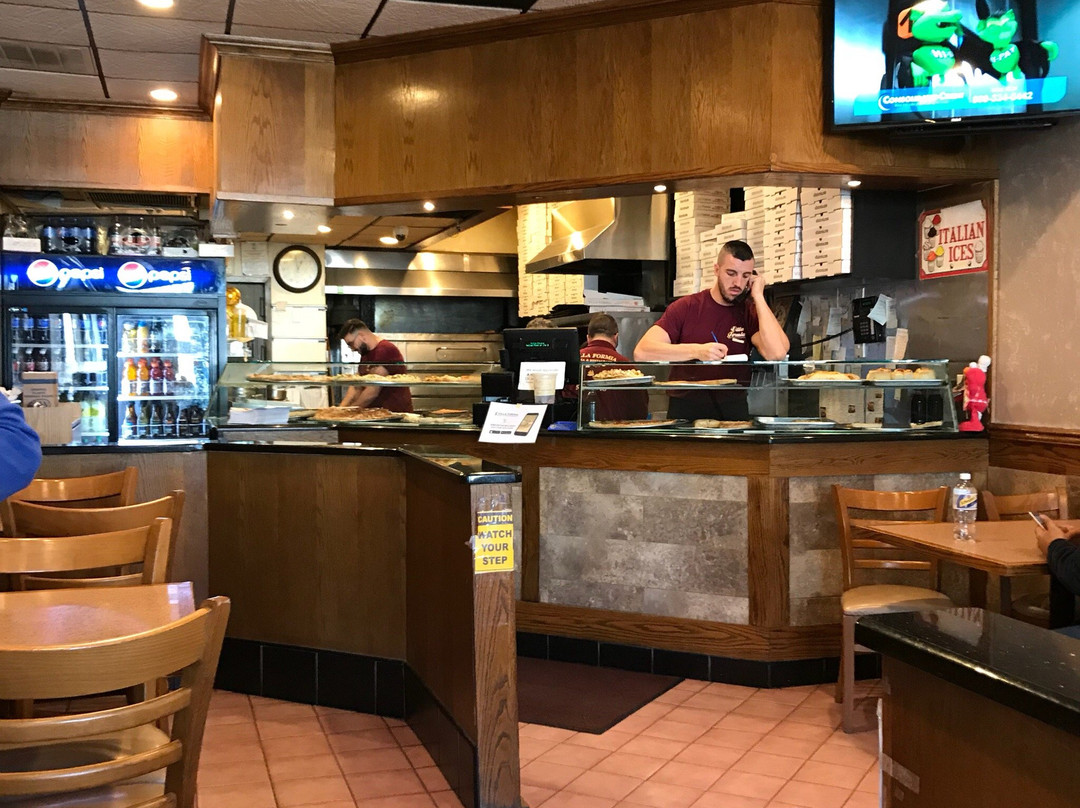 Villa Formia Pizza & Restaurant