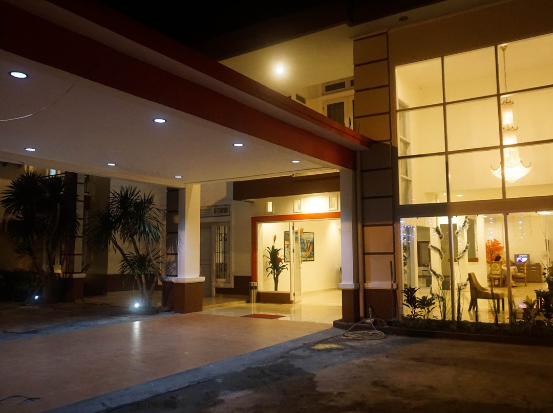 The Garden Hotel主图