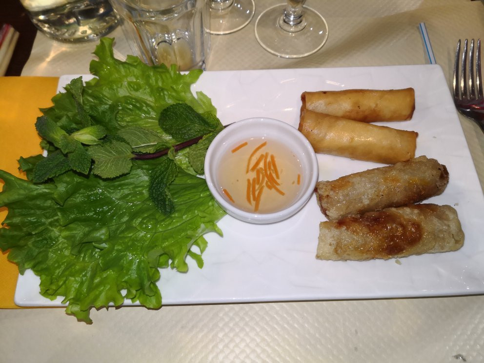 Aurons餐馆和美食-Indochine Pélissanne