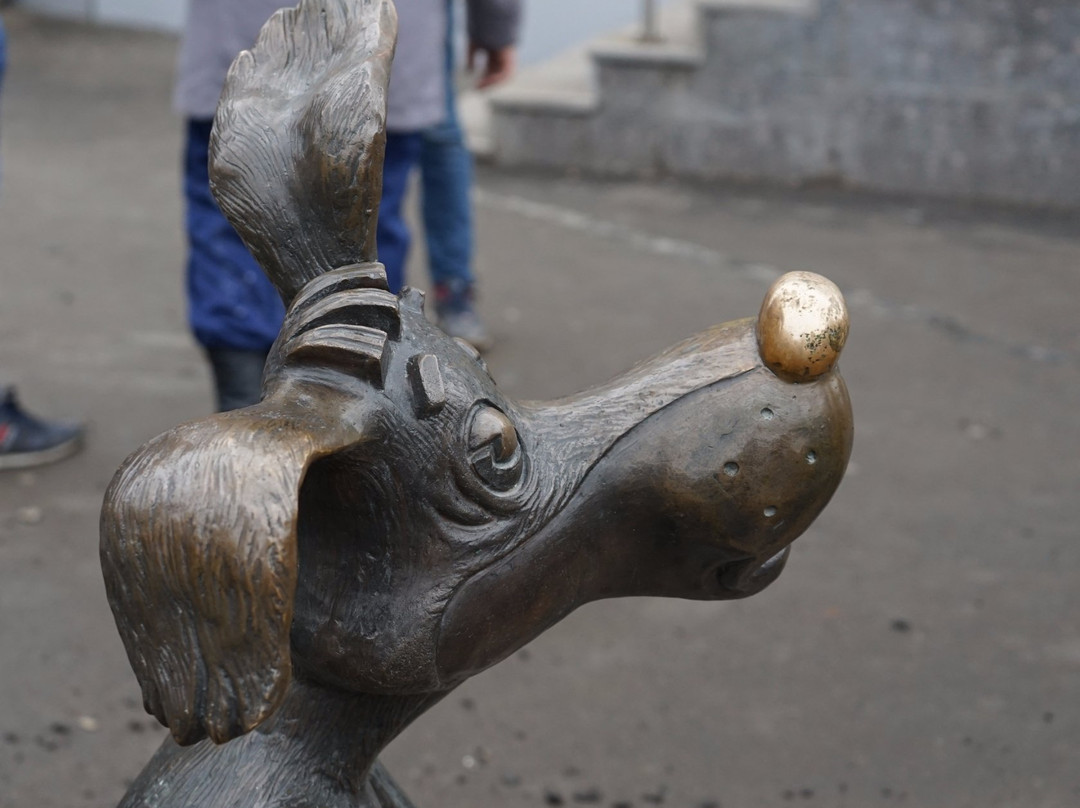 Monument To Characters Of Cartoon Troye Iz Prostokvashino景点图片
