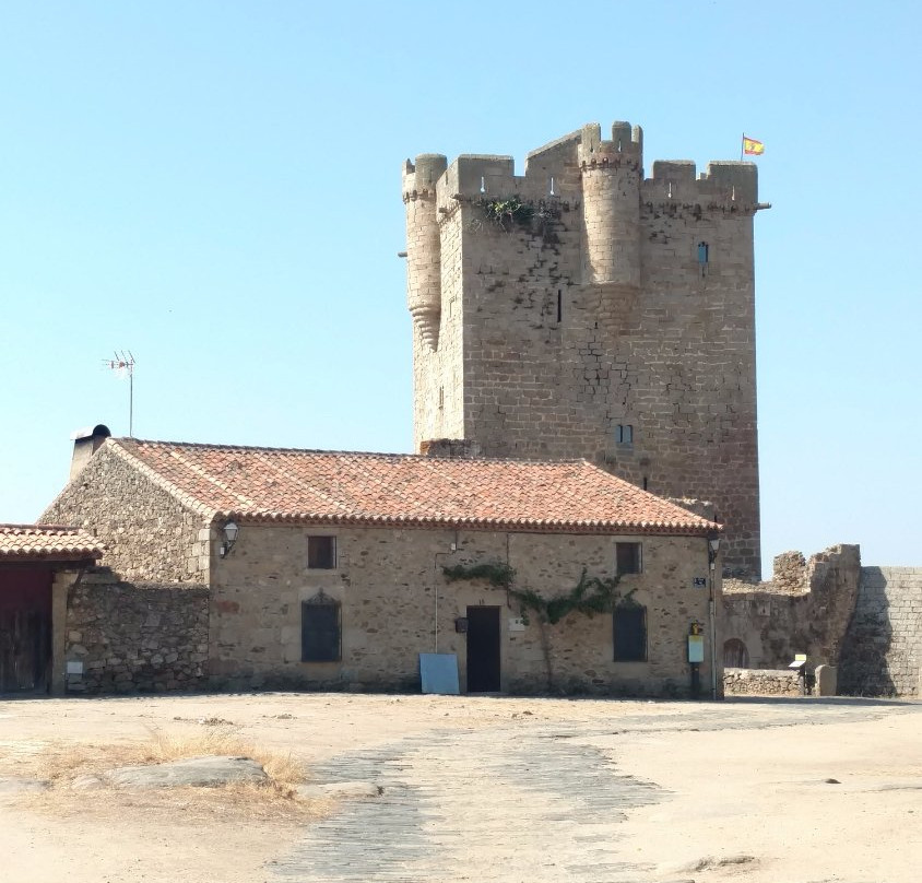 Castillo de San Felices de los Gallegos景点图片