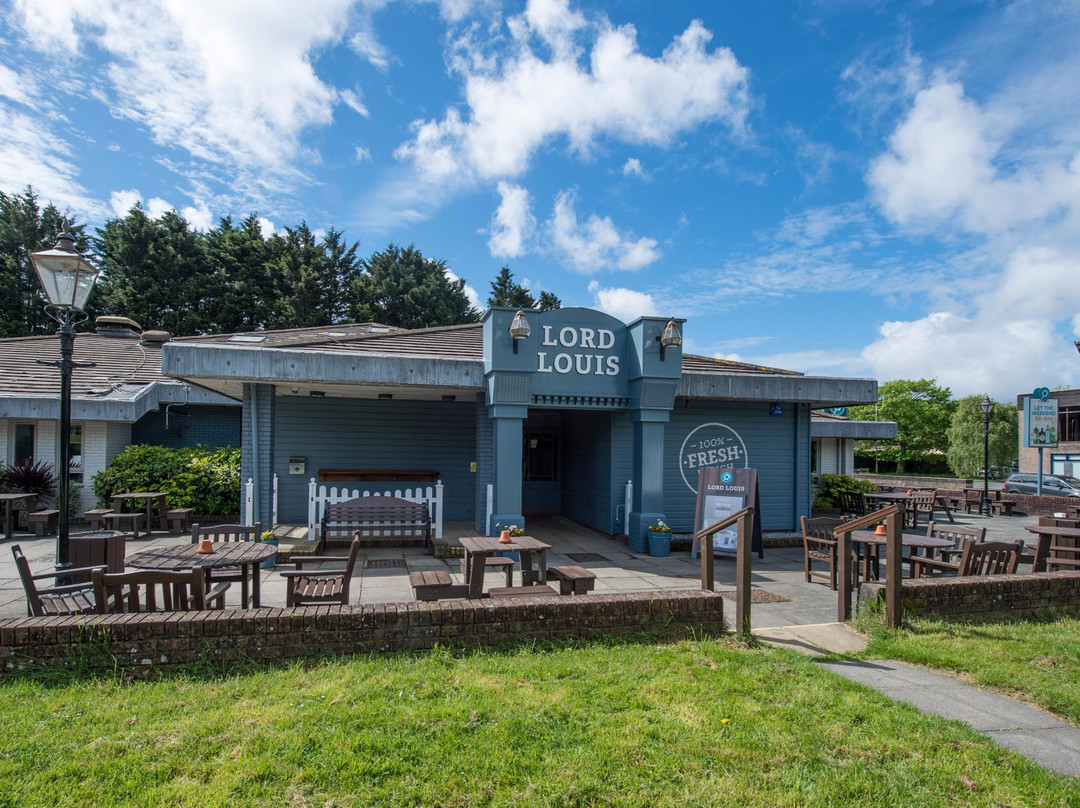 Stonehouse Pizza & Carvery - Lord Louis