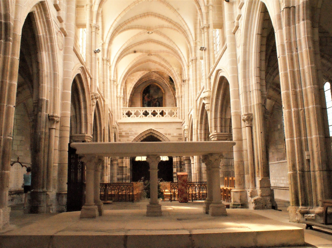 Saint-Pere旅游攻略图片
