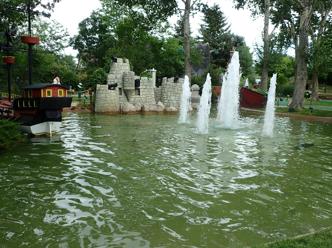 Adventure Golf & Raceway景点图片