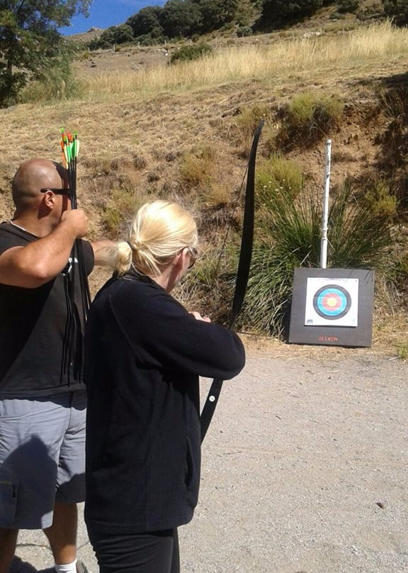 Custom Aventura-格拉纳达必去景点