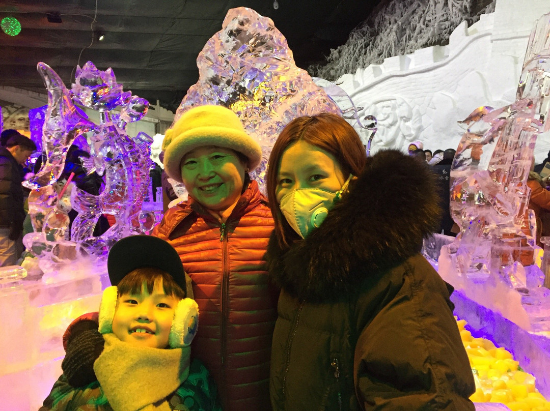 龙庆峡冰雪节-北京市必去景点