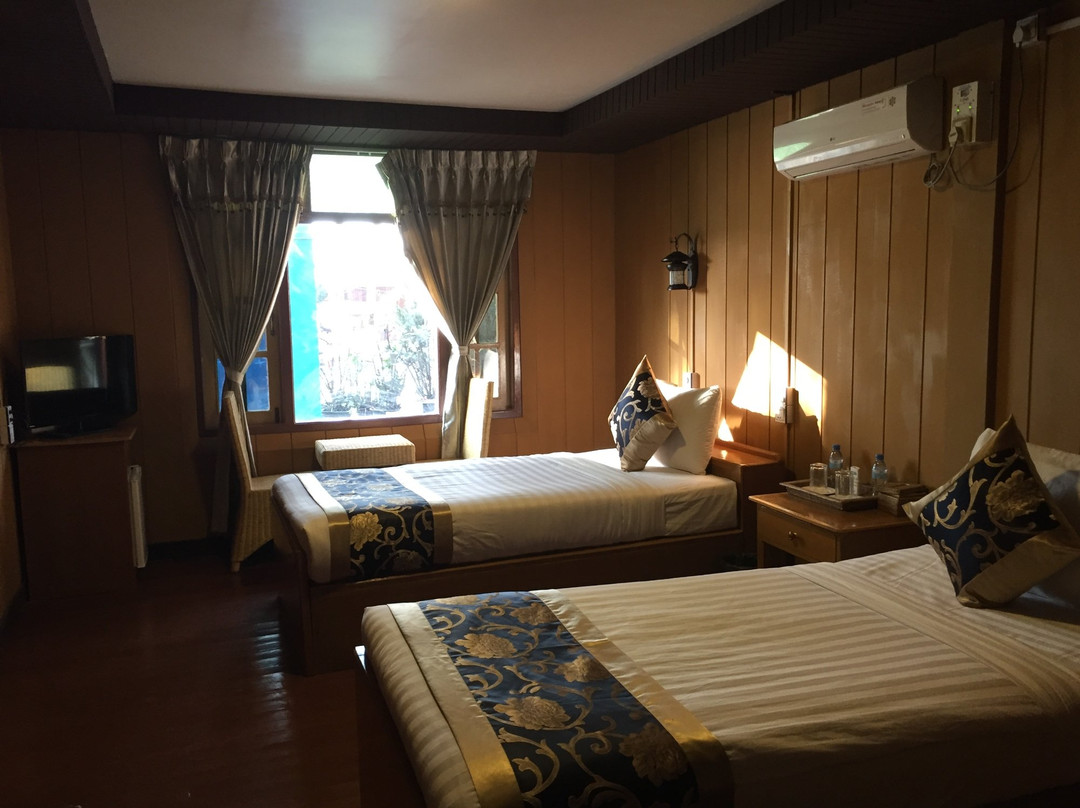 Golden Fish Motel主图