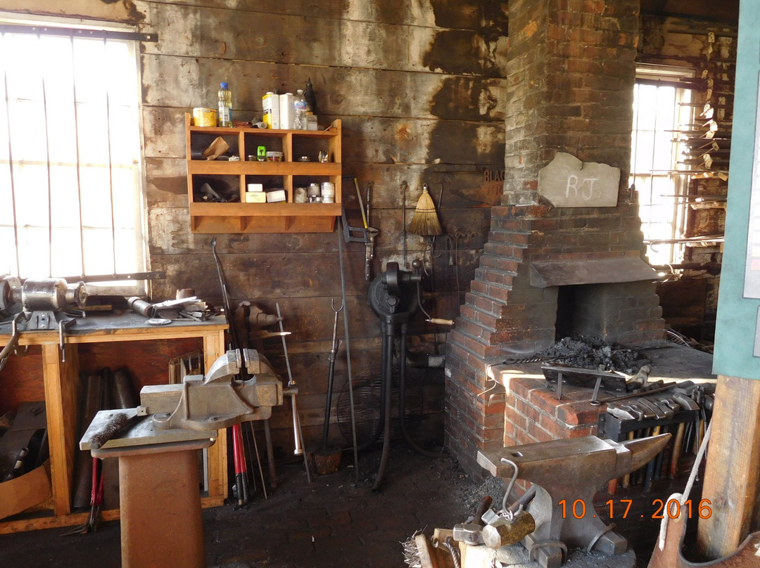 The Old Blacksmith Shop-加利纳必去景点
