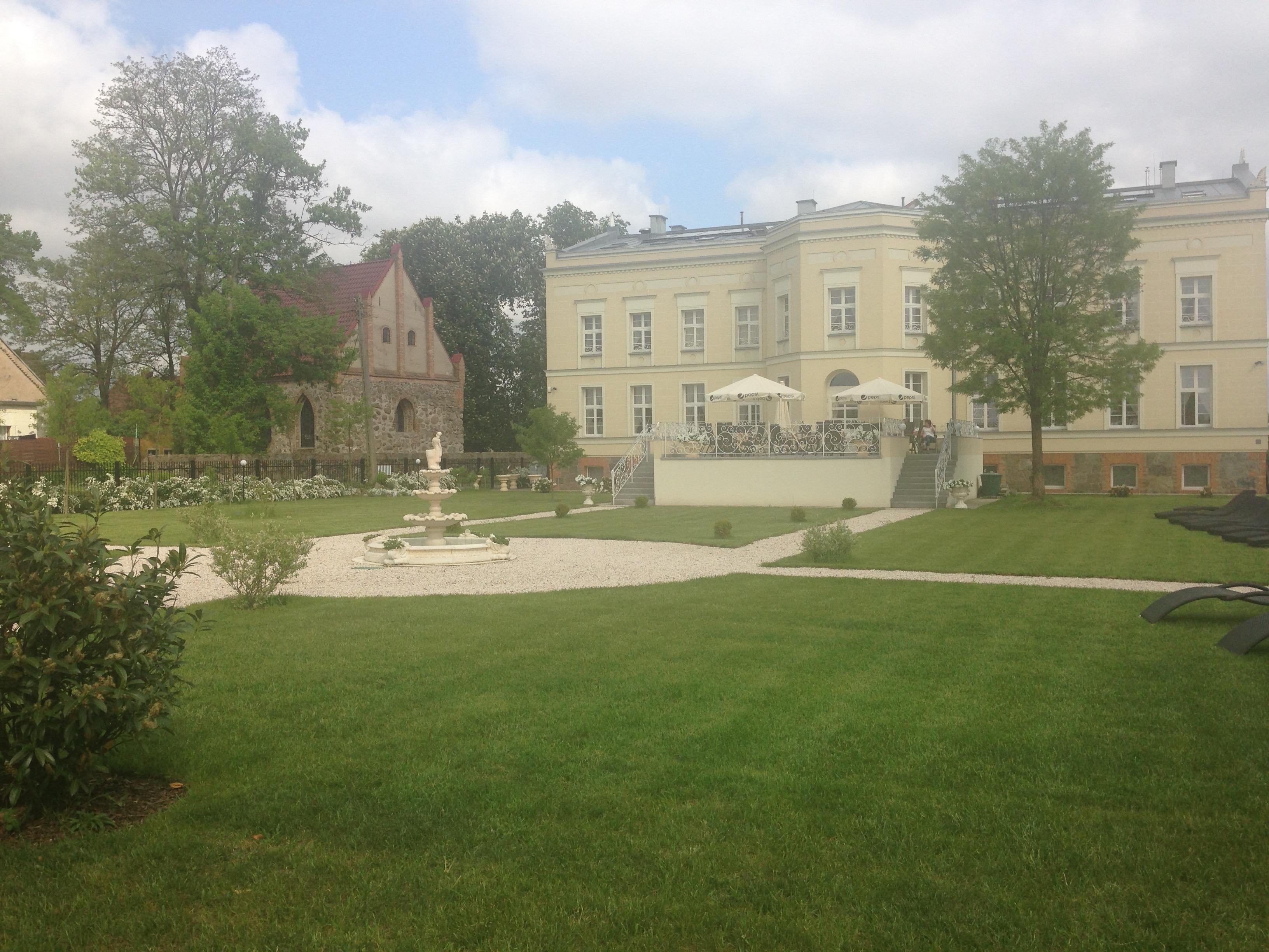 Hotel SPA Akacjowy Dwor-官方