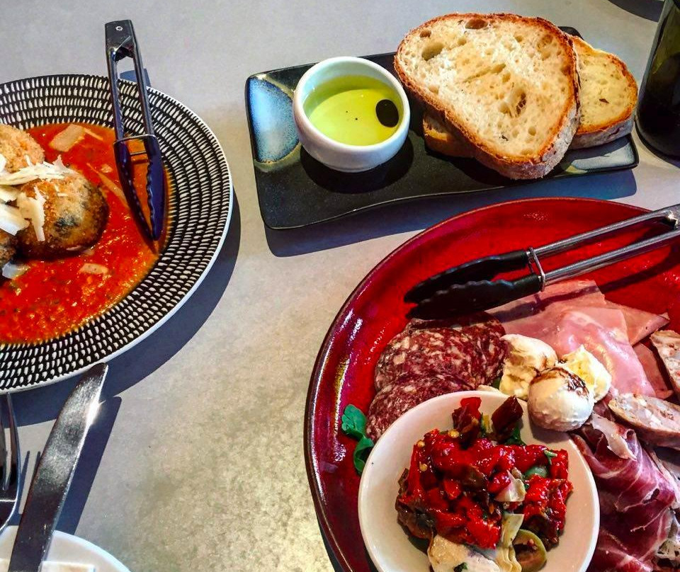 Il Toro Pasta & Espresso Bar