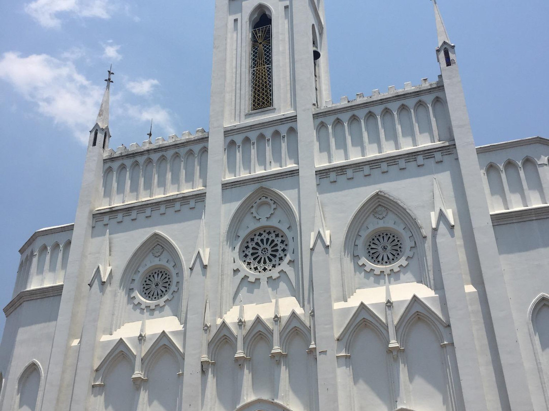Parroquia San Luís Gonzaga-库库塔必去景点