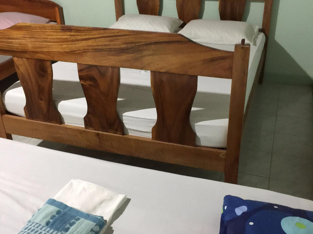 Shoreline Beach Resort主图