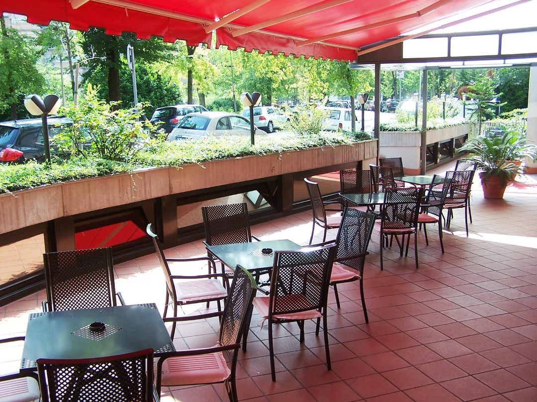 卡兰西尼酒店
