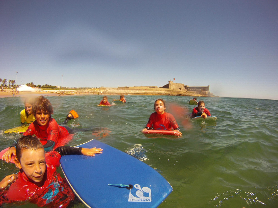 7th Essence School of Surf & Bodyboard-Linda-a-Velha必去景点