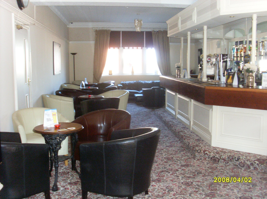 The Chimneys Hotel主图