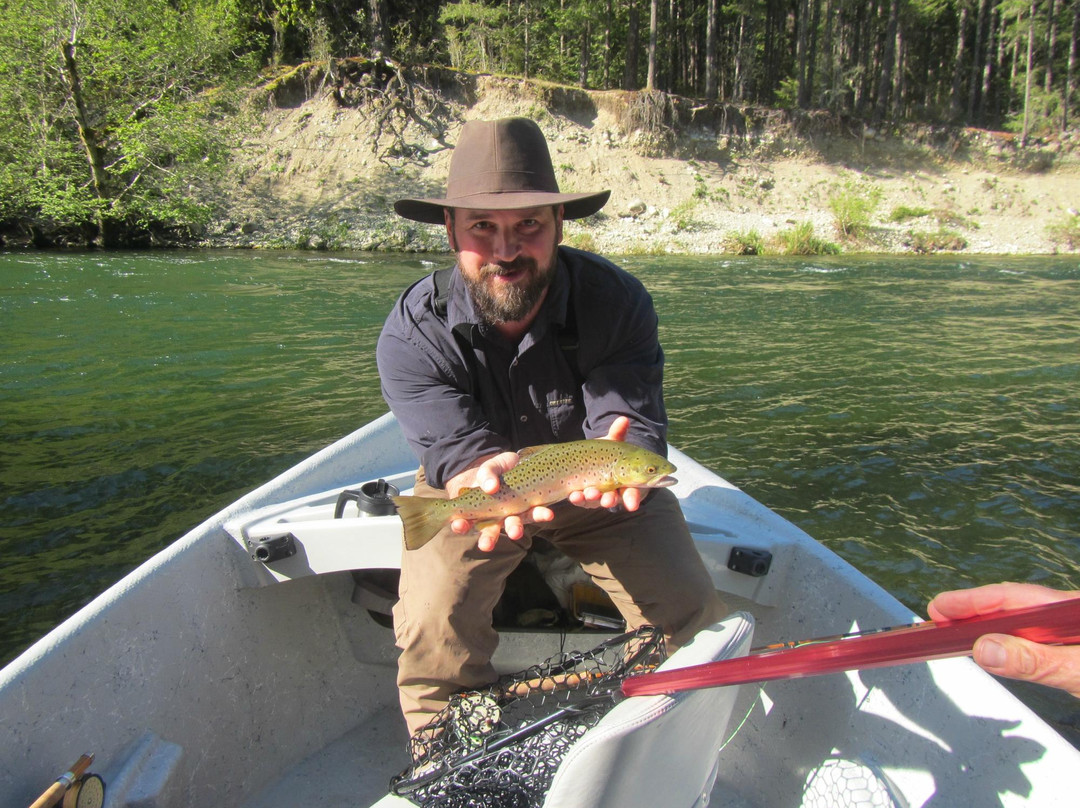 Cowichan River Tubing - The Tube Shack景点图片