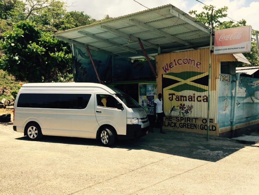 Rocky's Taxi and Tour Services景点图片