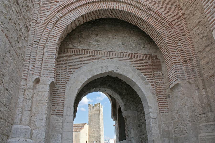 Murallas de Cuellar景点图片