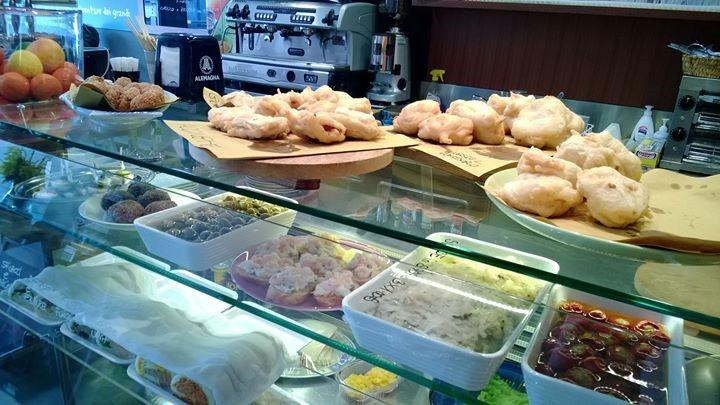 Maerne餐馆和美食-BAR LA RATATOUILLE