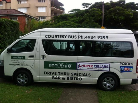 Dooley's Tavern & Motel Capella主图