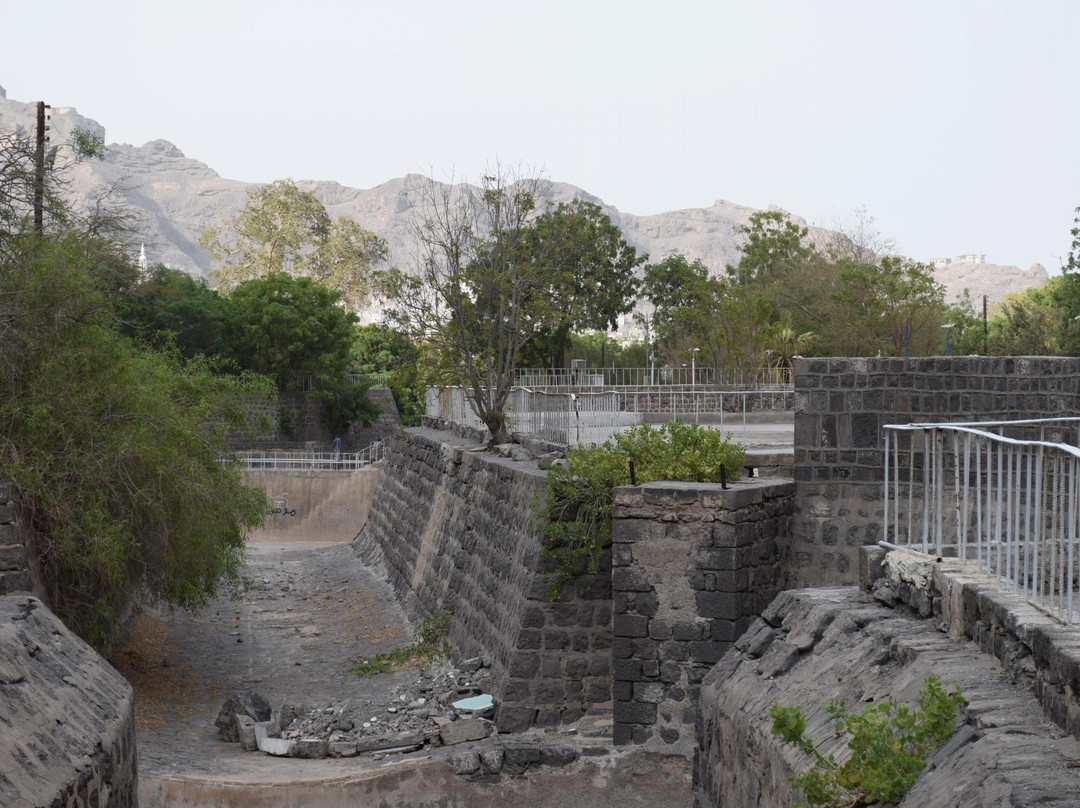 Tawilah Tanks Crater-Aden必去景点