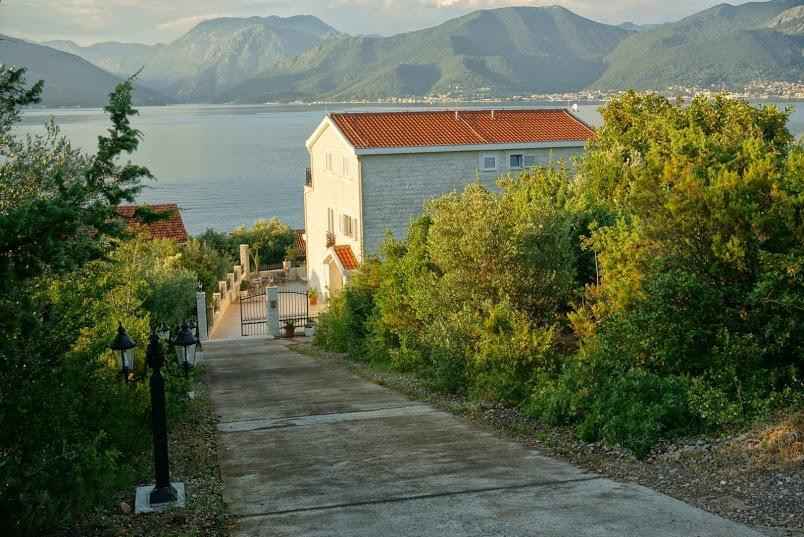 Villa Mare Apartments