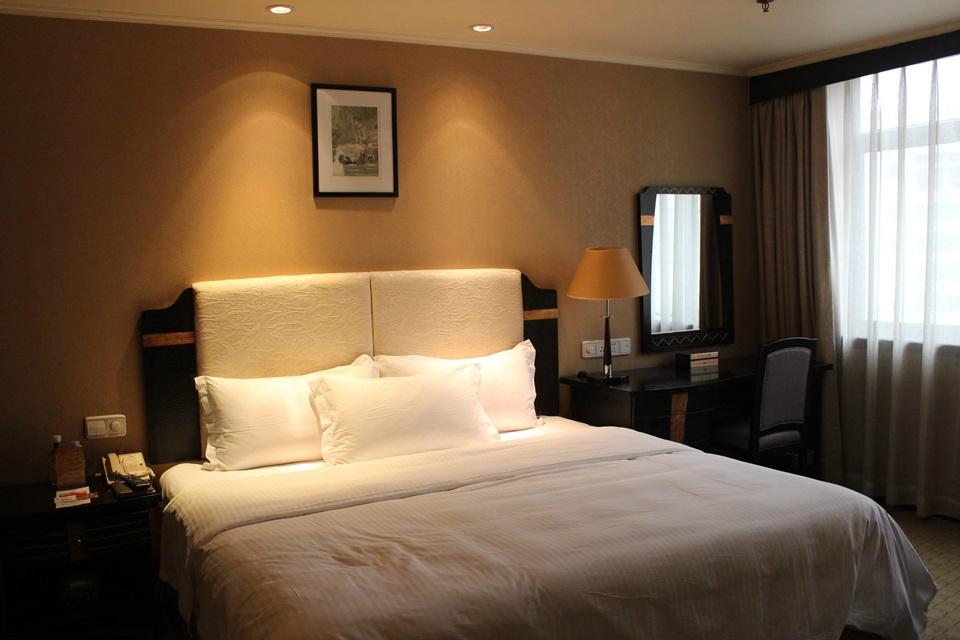 大世界酒店-客卧