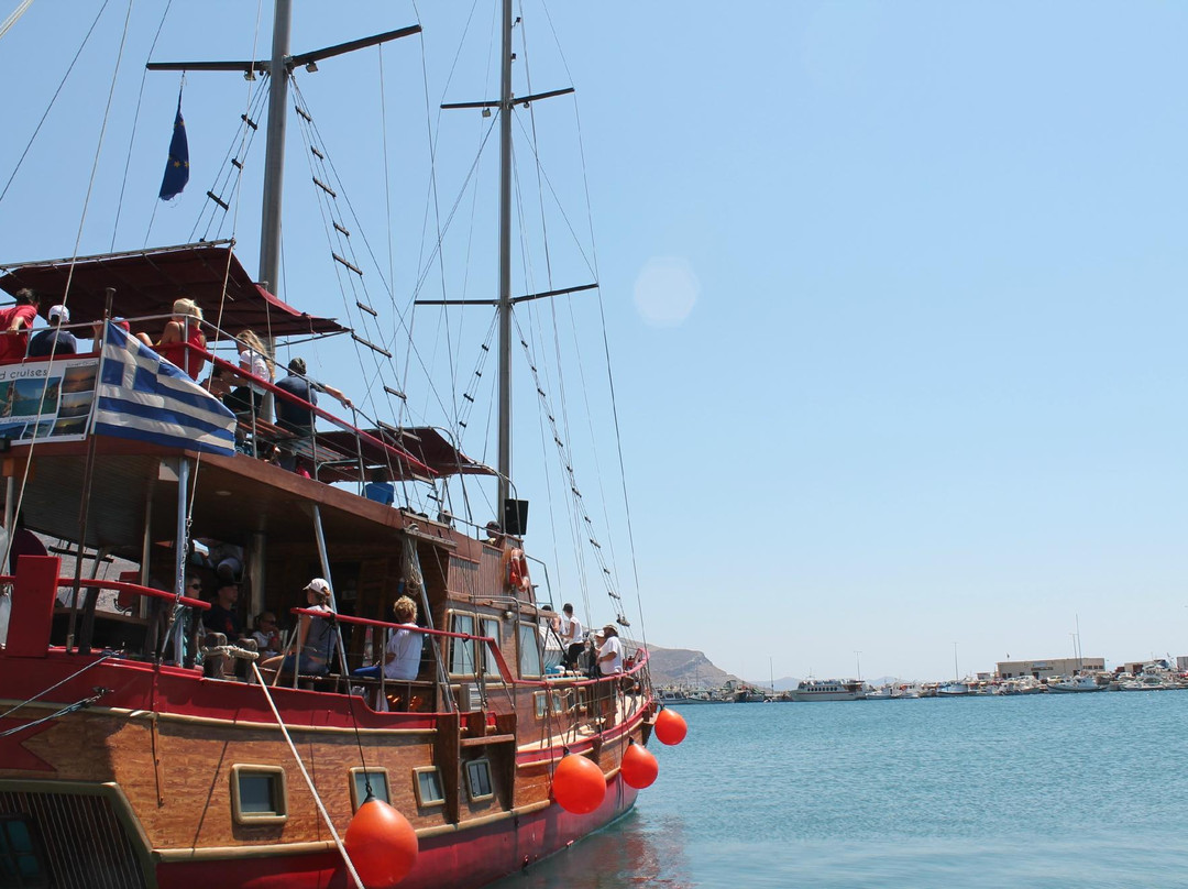 Mikros Kosmos Daily Trips-Pothia必去景点