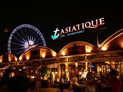 河滨码头夜市-曼谷必去景点