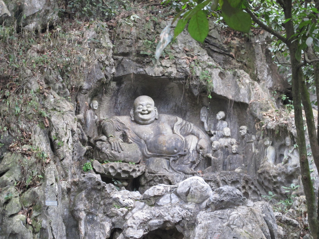 飞来峰景点图片