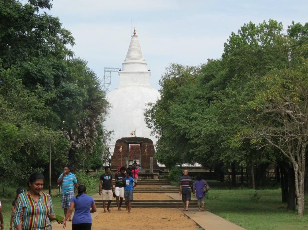 Seruwila Mangala Raja Maha Vihara-Trincomalee必去景点
