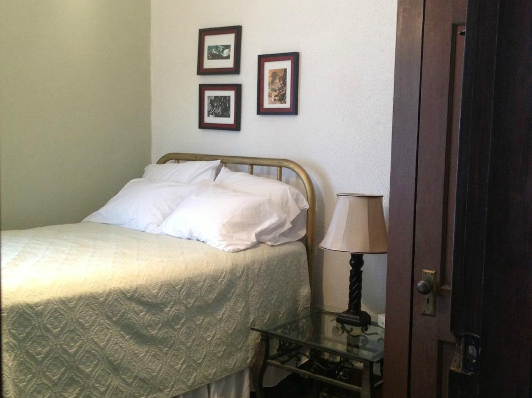 Avenue Hotel B&B主图