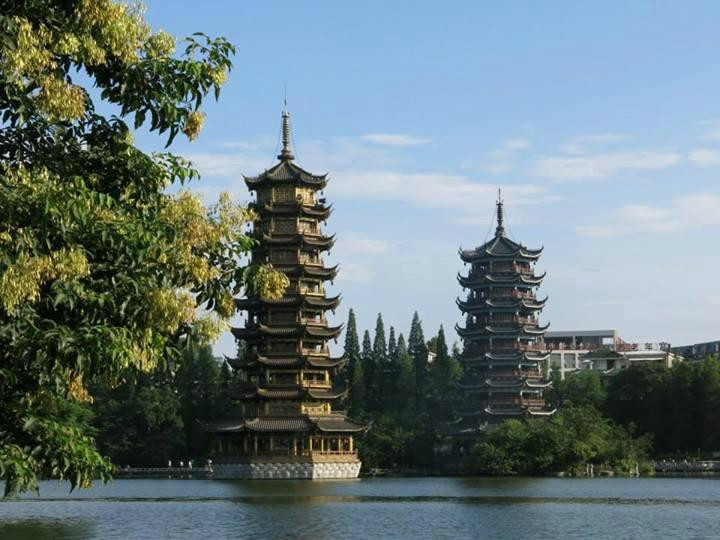 日月双塔文化公园景点图片