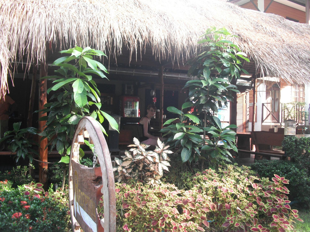 班蒲度假村主图