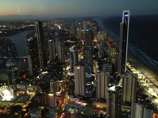 天顶攀岩-冲浪者天堂必去景点