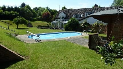 Wroughton Lodge-官方